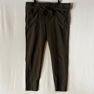 Modern Ambition Women's Medium Grey Green Tapered Tech Commuter Pants Gorpcore